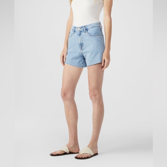 TRIARCHY High Rise Cut-off Short Color Spring Indigo
Size 30 - Picture 2 of 13